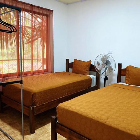 Residencia Las Brisas Griegas Quepos Ngoại thất bức ảnh