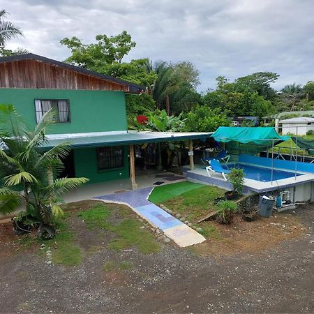 Residencia Las Brisas Griegas Quepos Ngoại thất bức ảnh