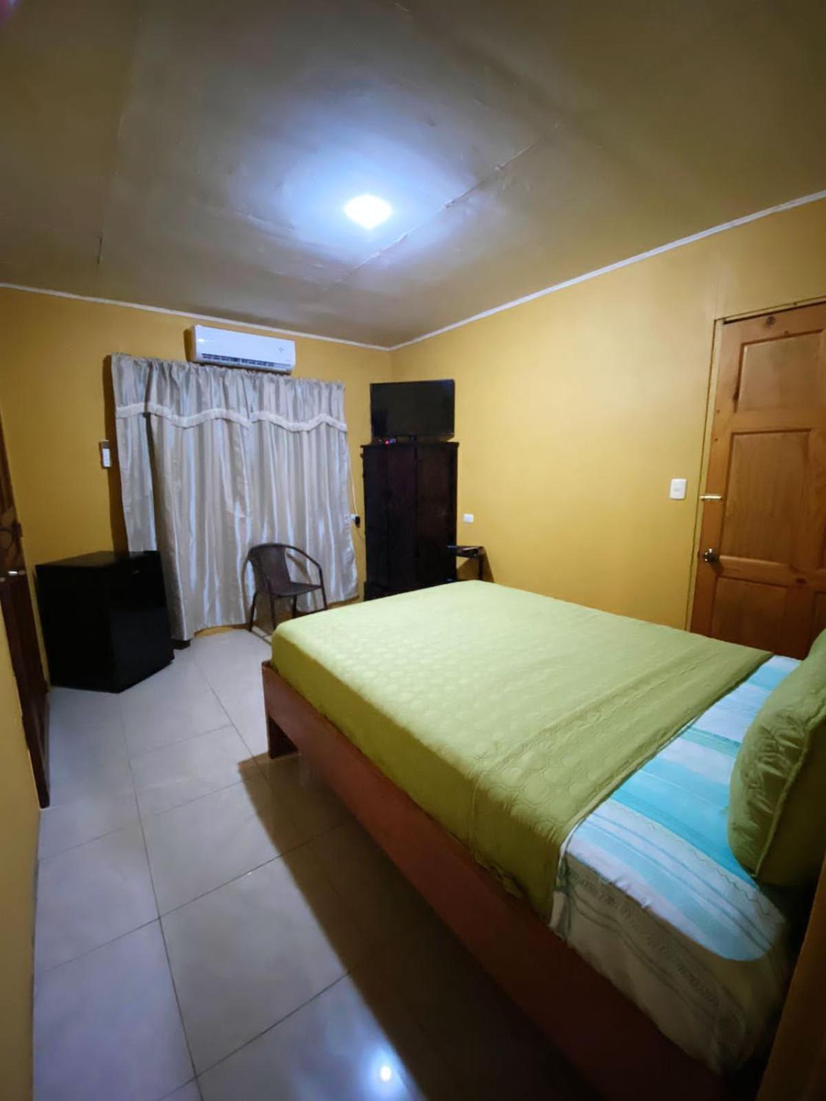 Residencia Las Brisas Griegas Quepos Ngoại thất bức ảnh