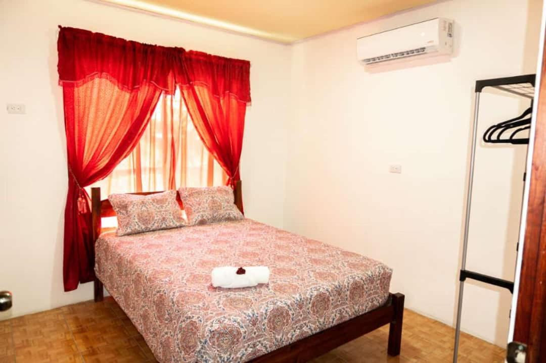Residencia Las Brisas Griegas Quepos Ngoại thất bức ảnh