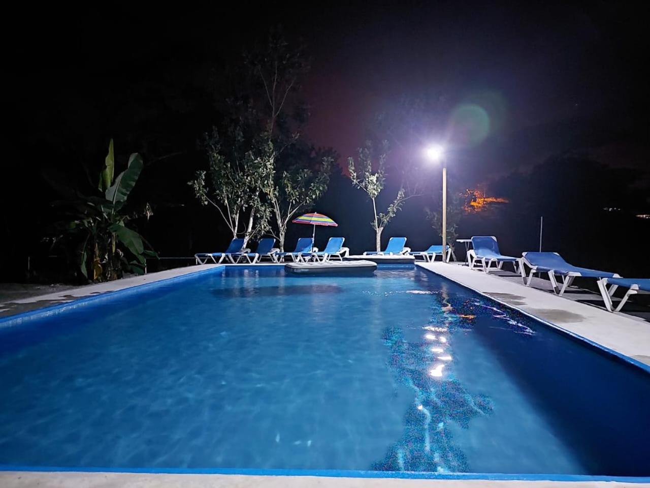 Residencia Las Brisas Griegas Quepos Ngoại thất bức ảnh
