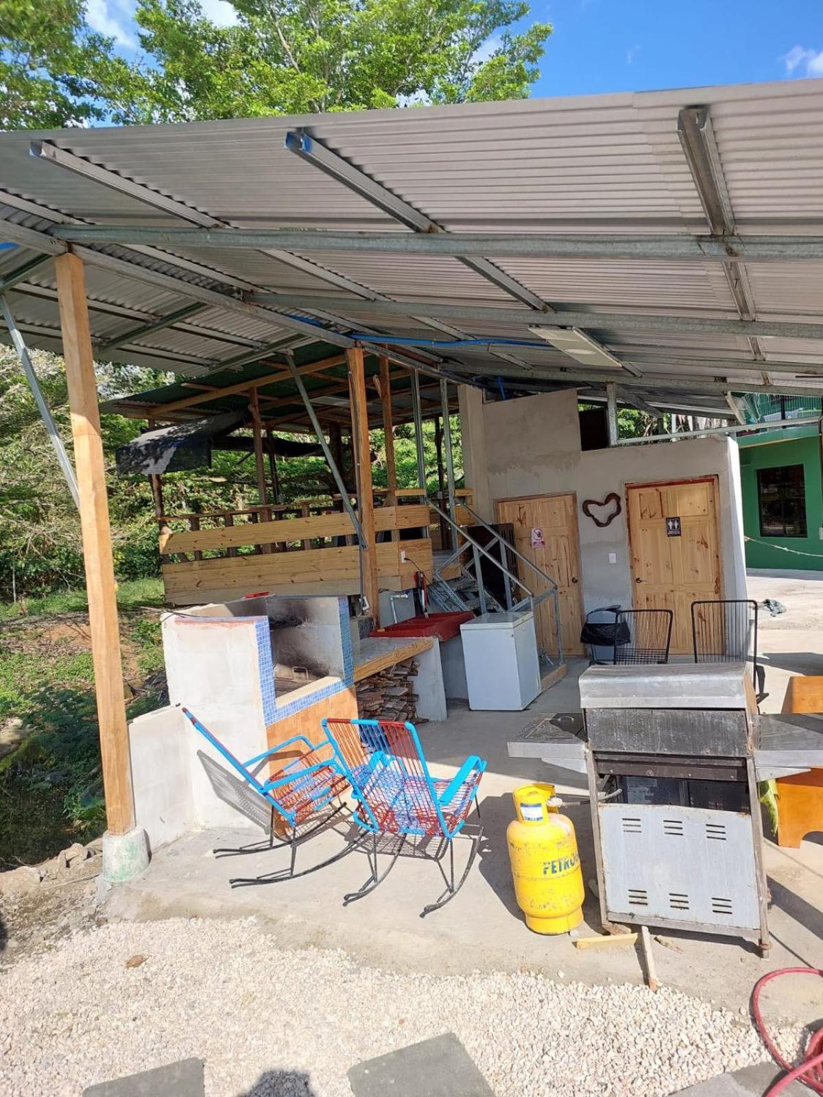 Residencia Las Brisas Griegas Quepos Ngoại thất bức ảnh